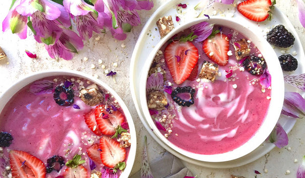 Pitaya Goji Acai Bowl Recipe