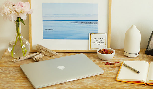 3 Things You Should Keep at Your Desk for Greater Productivity